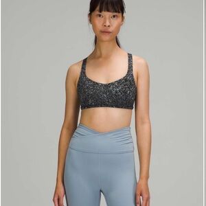 Lululemon Free to Be Bra